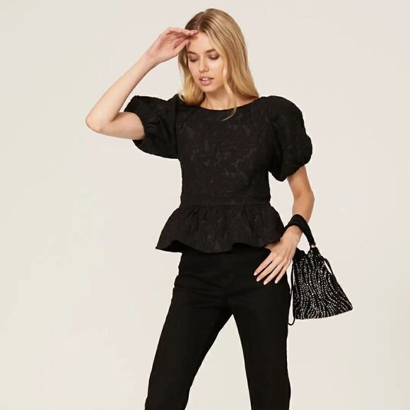 Line + Dot
Delilah Peplum Top  - Picture 3 of 12